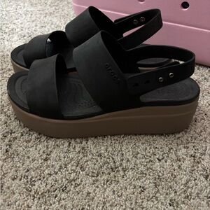 CROCS Women's Black and Brown Platform Sandals